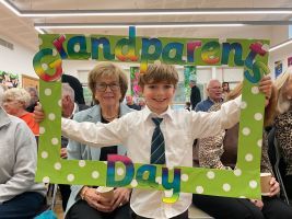 20251003_124438109_iOS